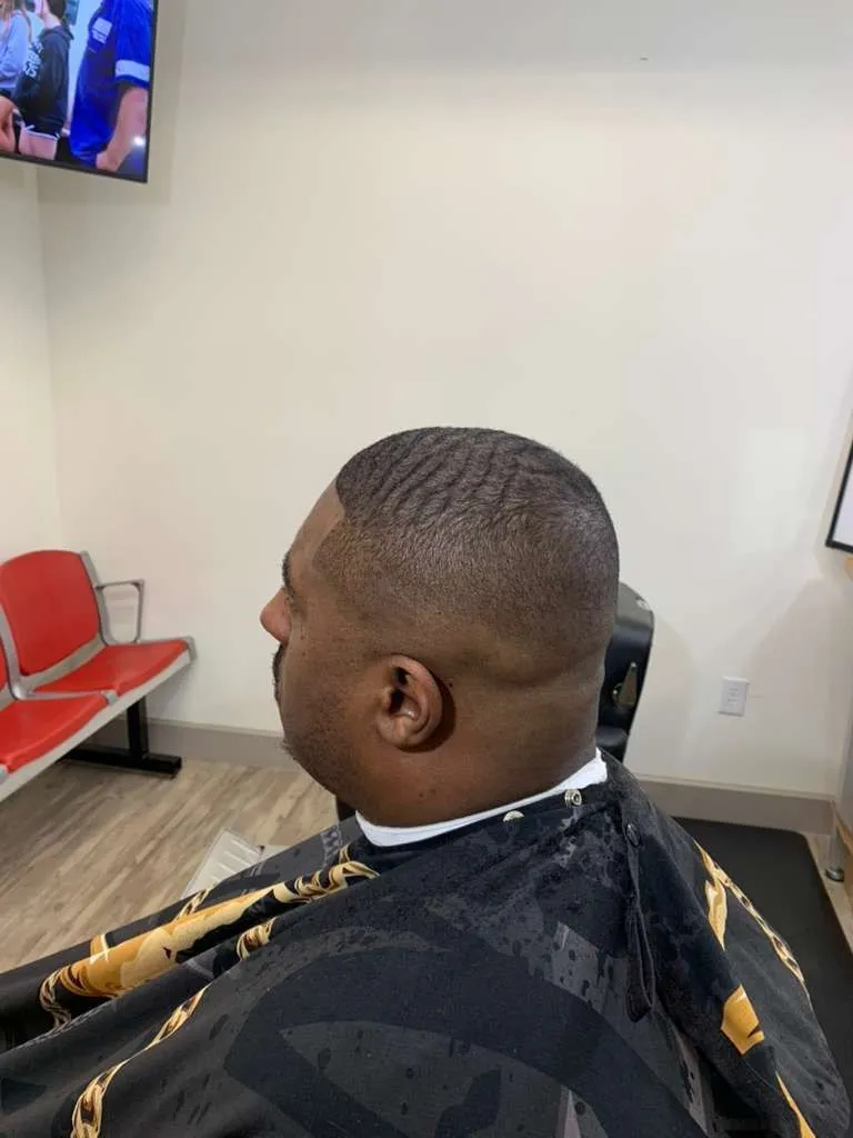 360 waves with a clean fade, seen from the back, cut at The Cave Hype in North Phoenix